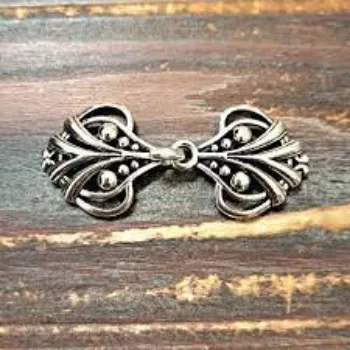 Attractive Sterling Silver Clasp 
